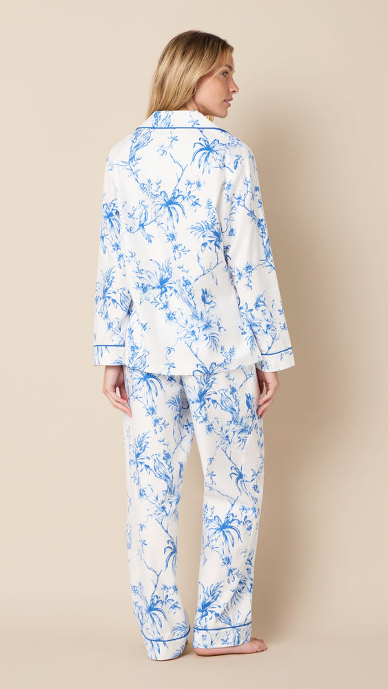 Bluebird Blossom Flannel Long-Sleeved Pajama Extra White